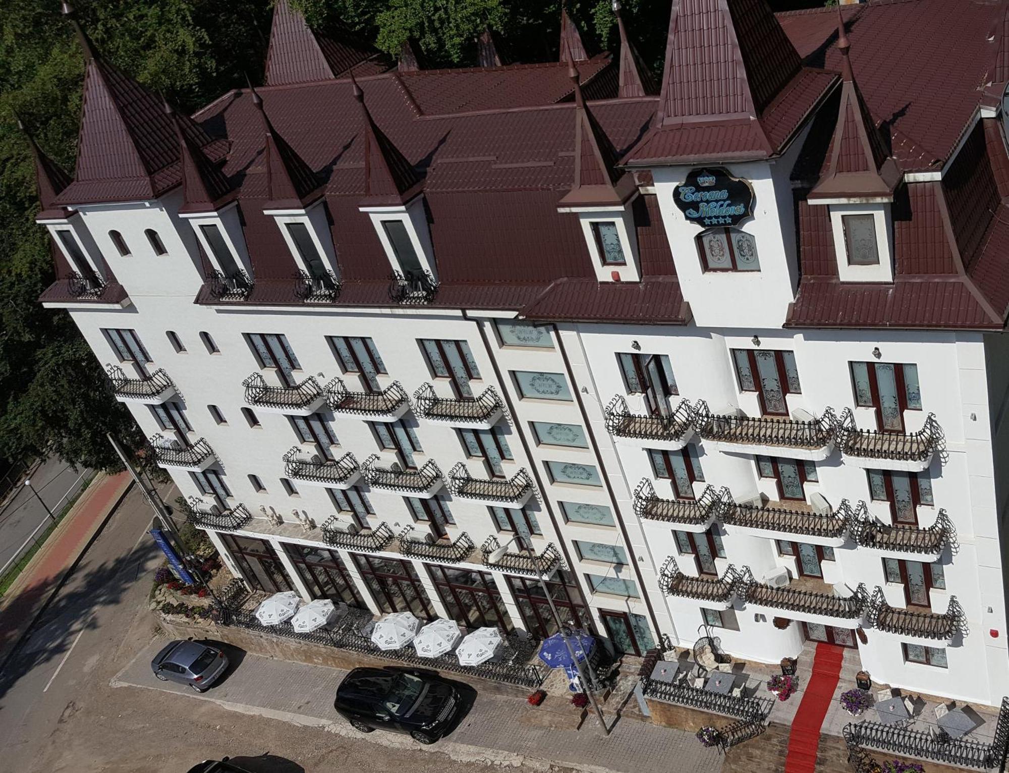 Hotel Coroana Moldovei Slănic-Moldova Extérieur photo