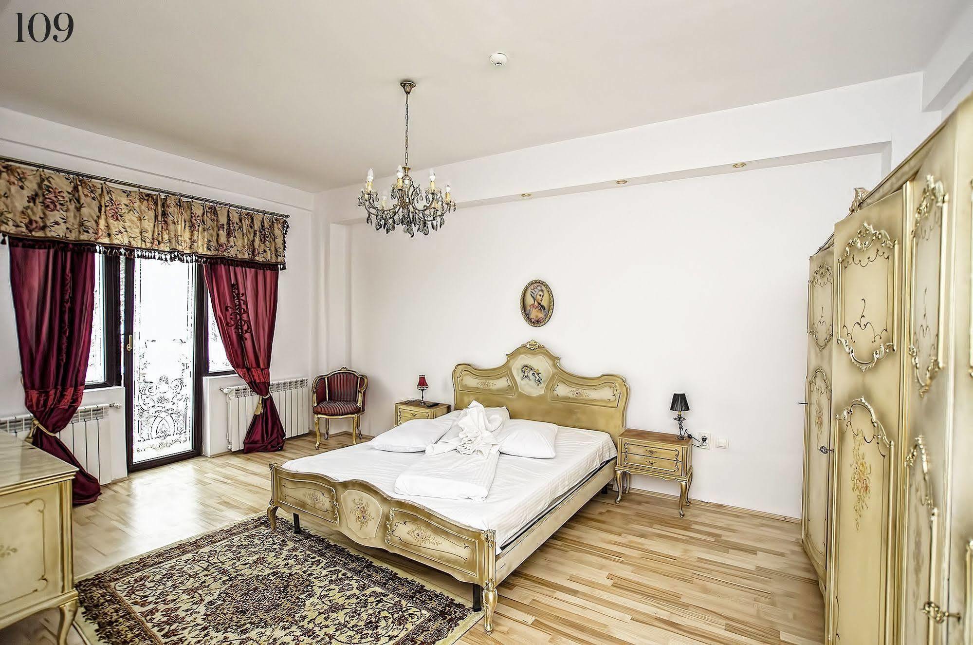 Hotel Coroana Moldovei Slănic-Moldova Extérieur photo