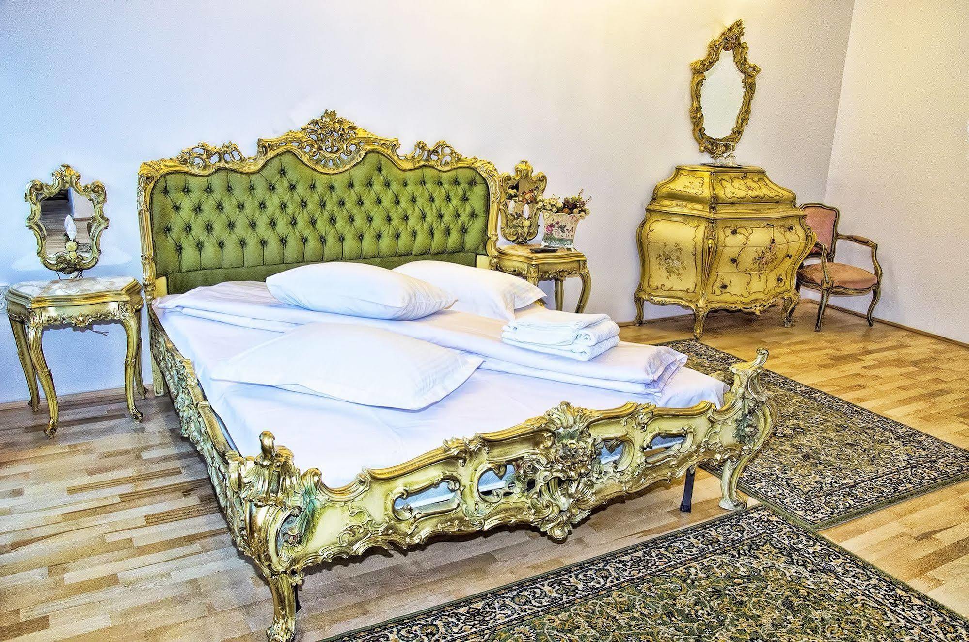 Hotel Coroana Moldovei Slănic-Moldova Extérieur photo